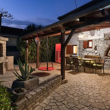 Сasa de vacaciones House Stone Lady *