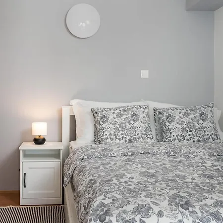 House Stone Lady Dobrinj